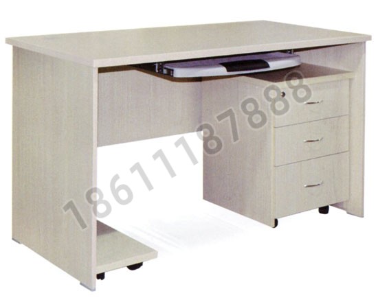 點(diǎn)擊查看商品:木制辦公桌